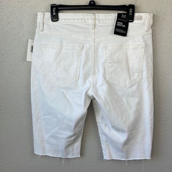 NWT Sanctuary White Denim Distressed Shorts Sizes 27, 29, 30, 31, 32 - Picture 4 of 7